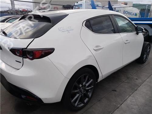 right-front-door-mazda-3-saloon-bp_-2018-38361980 main image