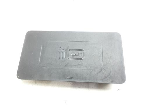 Used Electronic module Electronic module BMW 3 Touring (G21, G81) 330 i (258 hp) 40219385 40219385
