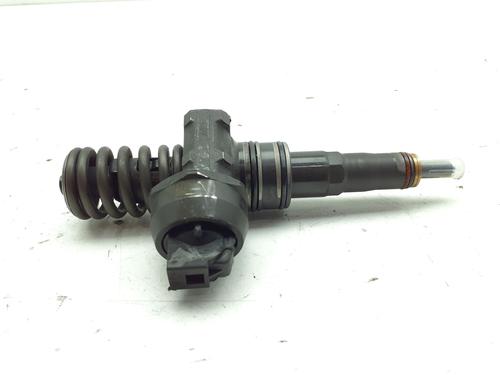 Injector AUDI A3 (8P1) 1.9 TDI | BP38334078M100 - Image 4
