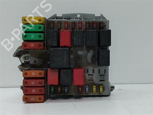 Used Fuse box Fuse box 38380886 38380886