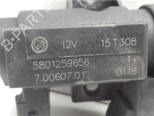 Electronic sensor IVECO DAILY VI Van 33S15, 35S15, 35C15 | BP40087309M84 - Image 2