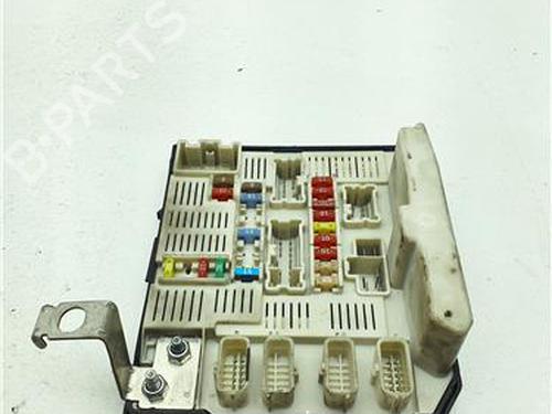 Used Fuse box Fuse box 38367943 38367943