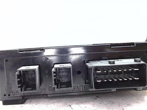 Left front window motor PEUGEOT 807 (EB_) 2.2 HDi | BP38389513E21 - Image 3