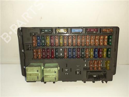 Used Fuse box Fuse box 38356230 38356230
