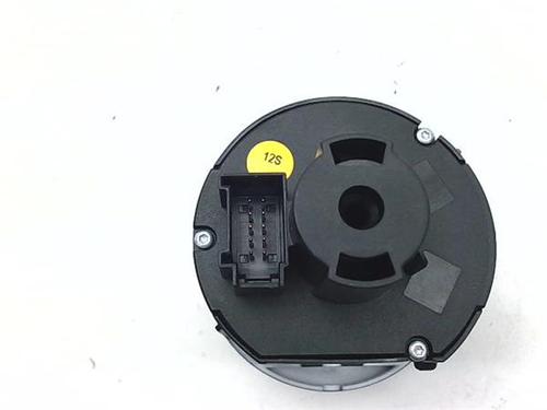 Headlight switch VW PASSAT CC B6 (357) 2.0 TDI | BP38373547I24 - Image 3