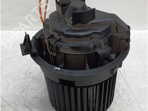 Used Heater blower motor Heater blower motor RENAULT CLIO IV Grandtour (KH_) 0.9 TCe 75 (KHNP) (76 hp) 38366580 38366580