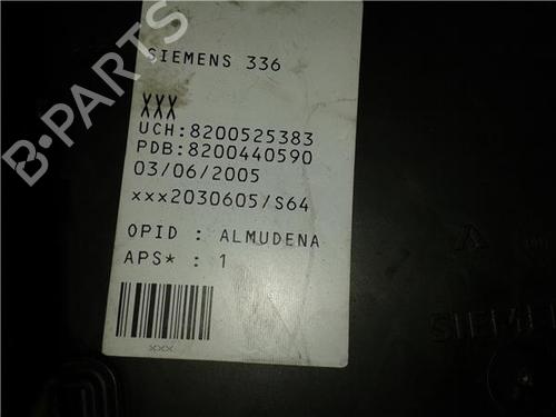 Used Fuse box Fuse box 38406592 38406592