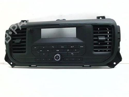 switch-citroen-jumpy-iii-bus-v_-2016-38374791 main image