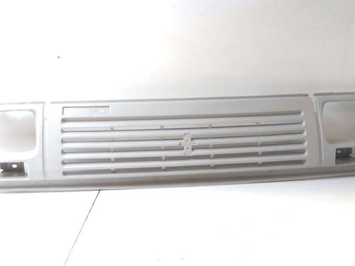 Used Grille Grille 38401572 38401572