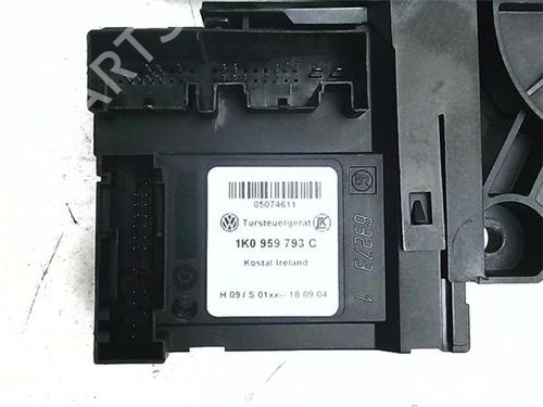 Left front window motor VW GOLF V (1K1) 1.9 TDI | BP38392092E21 - Image 4