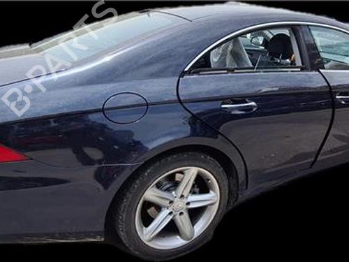 Used Right front door Right front door 38388988 38388988