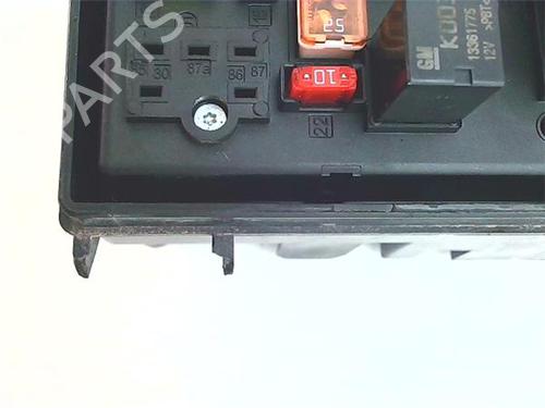 Fuse box OPEL ASTRA J Saloon 1.7 CDTI (69) | BP38389699E1 - Image 4