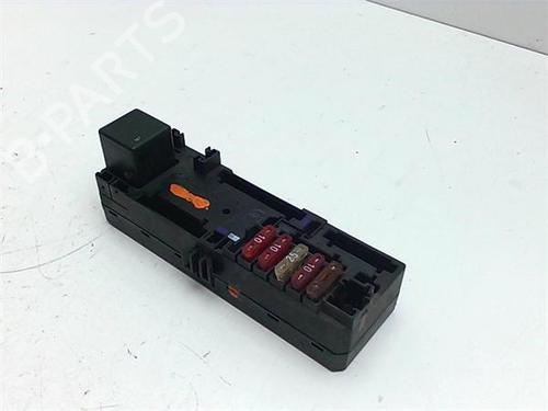 Used Fuse box Fuse box 38381078 38381078