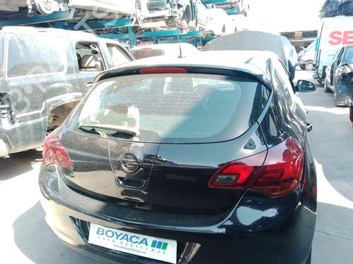 tailgate-opel-astra-j-p10-2009-2010-2011-2012-2013-2014-2015-2016-38334945 main image