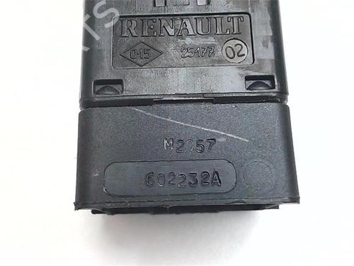 Warning switch DACIA DUSTER (HS_) 1.5 dCi (HSMC) | BP38383039I22 - Image 3