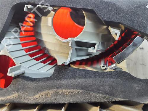 Left taillight BMW X3 (E83) 2.0 d | BP38367415C34 - Image 5