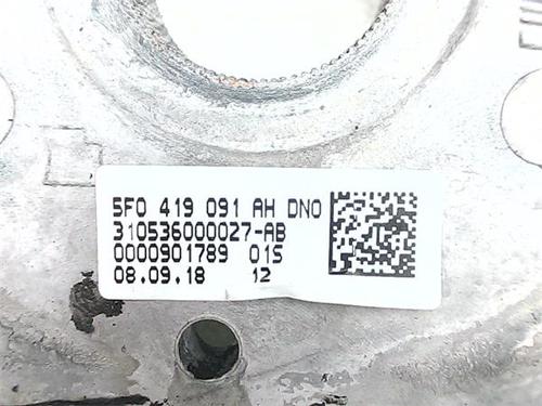 Steering wheel SEAT LEON (5F1) 1.5 TGi | BP38398143C49 - Image 3