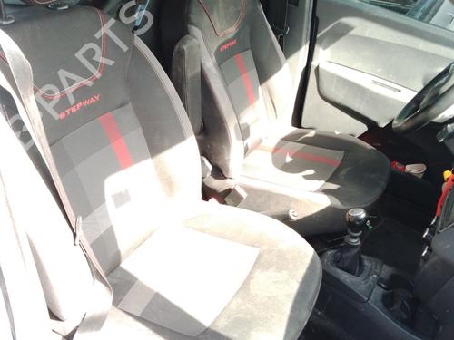 seats-set-dacia-lodgy-js_-2012-38333550 main image