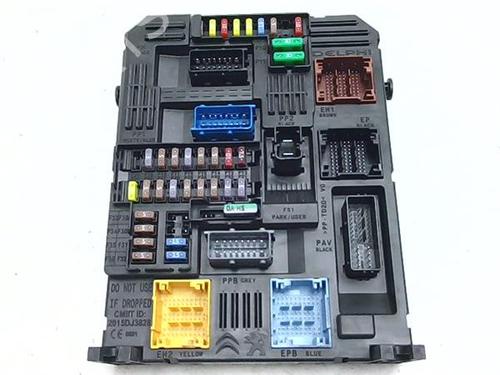 Used Fuse box Fuse box CITROËN C4 Picasso II 1.6 BlueHDi 120 (120 hp) 40086040 40086040