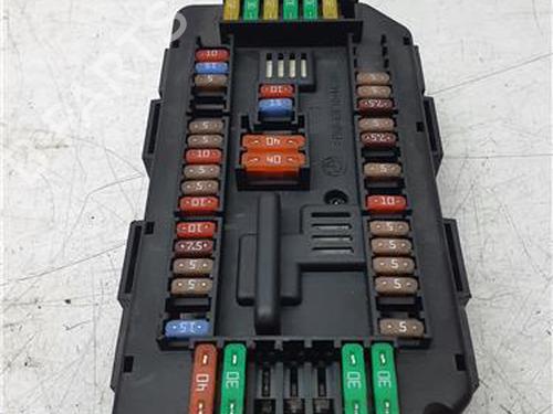 fuse-box-bmw-1-f21-2011-2012-2013-2014-2015-2016-2017-2018-2019-38367285 main image
