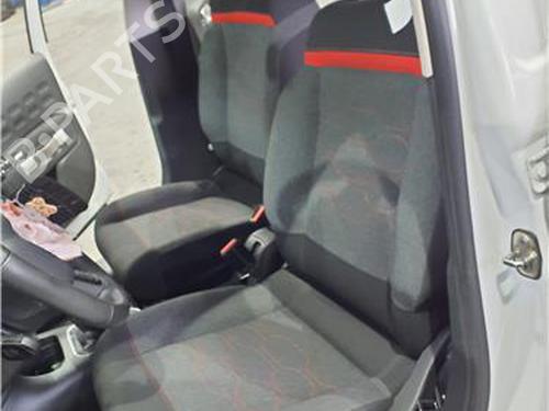 sde-hjre-fortil-citroen-c3-iii-sx-2016-39435013 main image