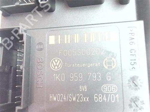 Left front window motor VW PASSAT B6 (3C2) 2.0 TDI 16V | BP38384638E21 - Image 3