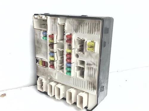 fuse-box-renault-megane-iv-saloon-2016-38381212 main image
