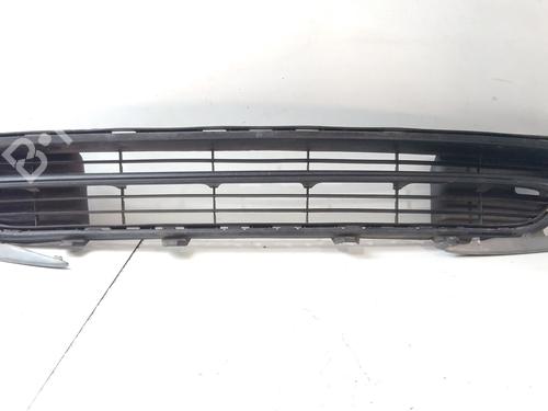 Used Grille Grille 38353826 38353826
