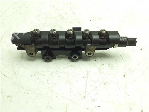 Used Injection rail Injection rail 38352047 38352047