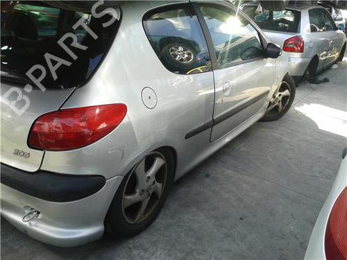 PEUGEOT 206 Saloon 1.6 16V 4899643
