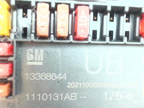 Fuse box OPEL ASTRA J Saloon 1.6 CDTi (69) | BP38349994E1 - Image 3