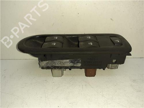 Used Left front window switch Left front window switch 38358939 38358939