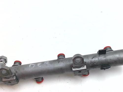 Injection rail AUDI A6 C6 (4F2) 2.7 TDI quattro | BP38391057M98 - Image 2