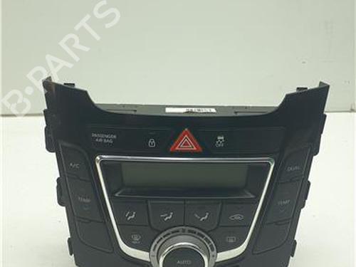 climate-control-hyundai-i30-estate-gd-2012-38367875 main image