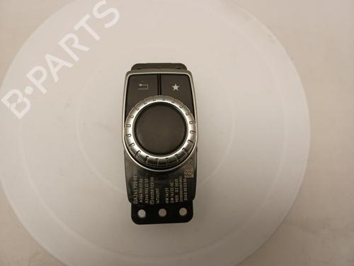 switch-mercedes-benz-cla-coupe-c117-2013-2014-2015-2016-2017-2018-2019-40346239 main image