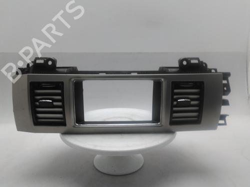 air-vent-jaguar-xf-i-x250-2008-2009-2010-2011-2012-2013-2014-2015-40343738 main image