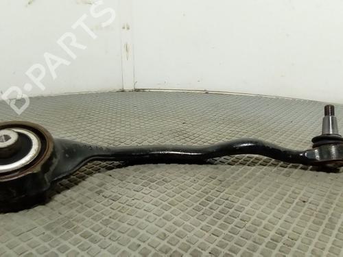 Used Right rear suspension arm Right rear suspension arm LAND ROVER RANGE ROVER IV (L405) 3.0 TDV6 4x4 (258 hp) 40347603 40347603
