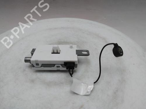 Used Antenna/Base Antenna/Base LAND ROVER RANGE ROVER IV (L405) 4.4 SDV8 4x4 (340 hp) 40345456 40345456