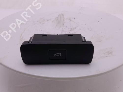 Used Switch Switch VOLVO XC60 II (246) B4 Mild-Hybrid AWD (197 hp) 40302064 40302064