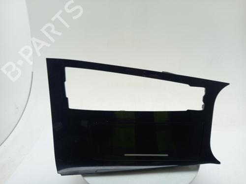 cupobject-holder-peugeot-508-ii-fb_-fh_-f3_-2018-40301282 main image