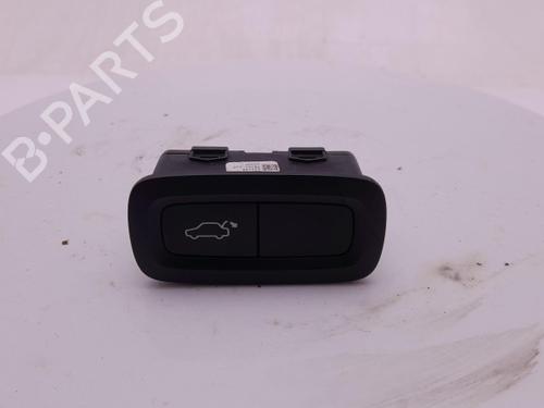switch-volvo-xc60-ii-246-2017-40302065 main image