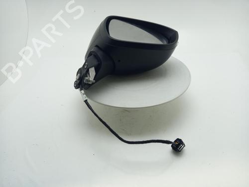 right-mirror-nissan-juke-f16_-2019-40333840 main image