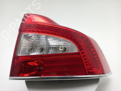 Used Right taillight Right taillight VOLVO S80 II (124) 1.6 DRIVe (114 hp) 40329244 40329244