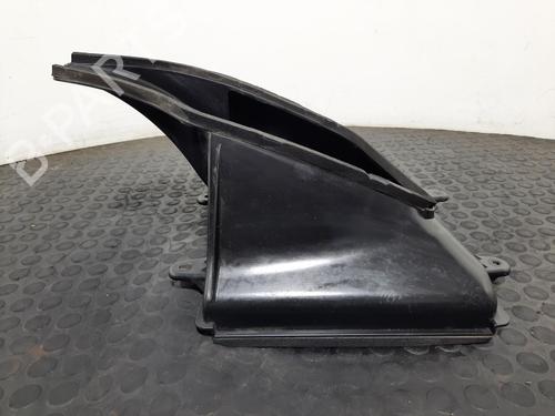pipe-maserati-levante-suv-m161-2016-40341425 main image