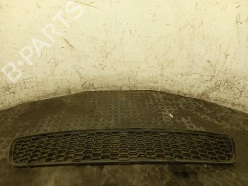 Used Grille Grille BMW X1 (E84) sDrive 18 d (143 hp) 40463692 40463692