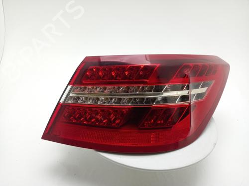Used Right taillight Right taillight MERCEDES-BENZ E-CLASS Coupe (C207) E 220 CDI / d (207.302, 207.301) (170 hp) 40330548 40330548