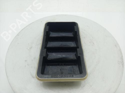 pipe-land-rover-range-rover-evoque-l551-2018-40309638 main image