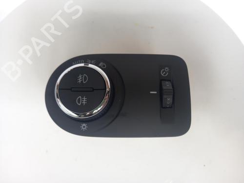 Used Headlight switch Headlight switch VAUXHALL MOKKA 1.2 (76) (131 hp) 40314529 40314529