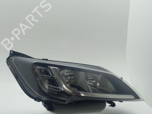 Used Right headlight Right headlight PEUGEOT BOXER Platform/Chassis 2.0 BlueHDi 130 (130 hp) 40325088 40325088