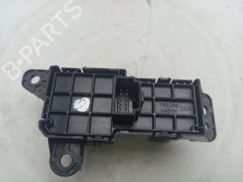 Switch TOYOTA YARIS (_P21_, _PA1_, _PH1_) 1.5 Hybrid (MXPH10, MXPH11) | BP40301110I30 - Image 5